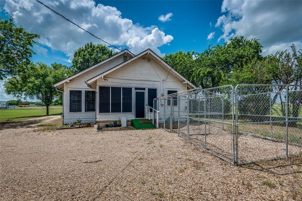 3304 N Highway 77, Waxahachie, TX 75165